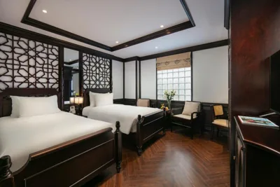 Deluxe-Zweibettzimmer mit Innenfenster — MAY DE VILLE Crown Hotel